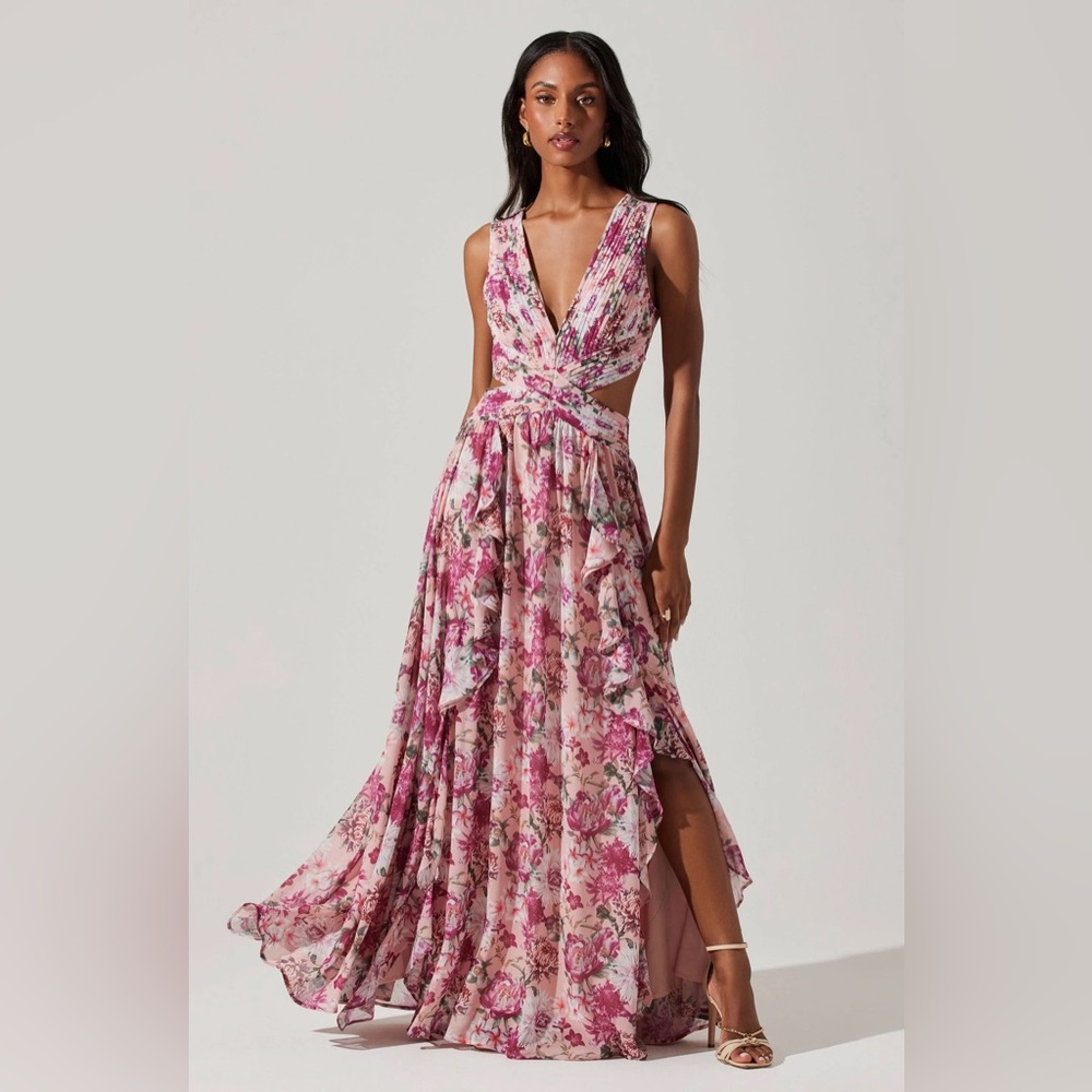 Noya Floral Maxi Dress by ASTR the Label